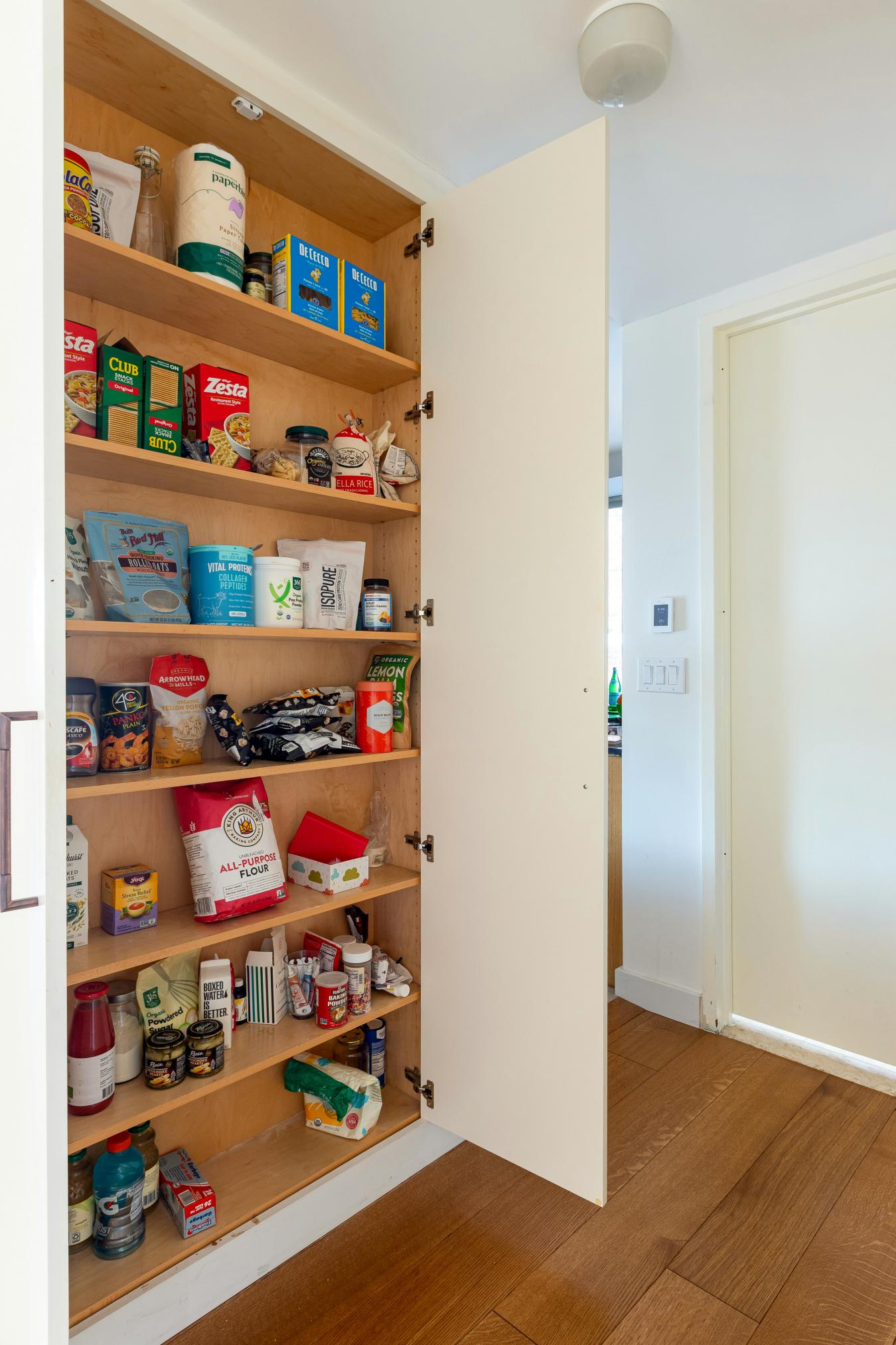 New York, New York, 10023, United States, 2 Bedrooms Bedrooms, ,2 BathroomsBathrooms,Residential,For Sale,2011167