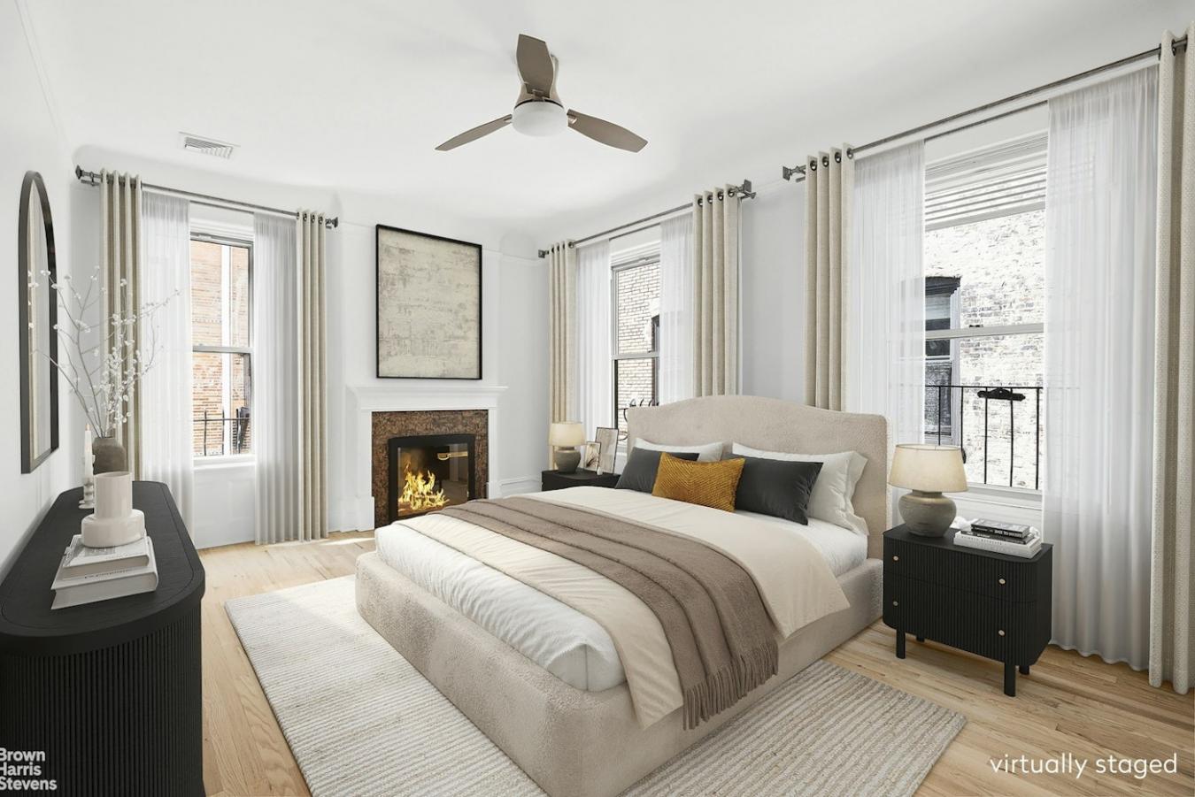 New York, New York, 10128, United States, 3 Bedrooms Bedrooms, ,2 BathroomsBathrooms,Residential,For Sale,2011166