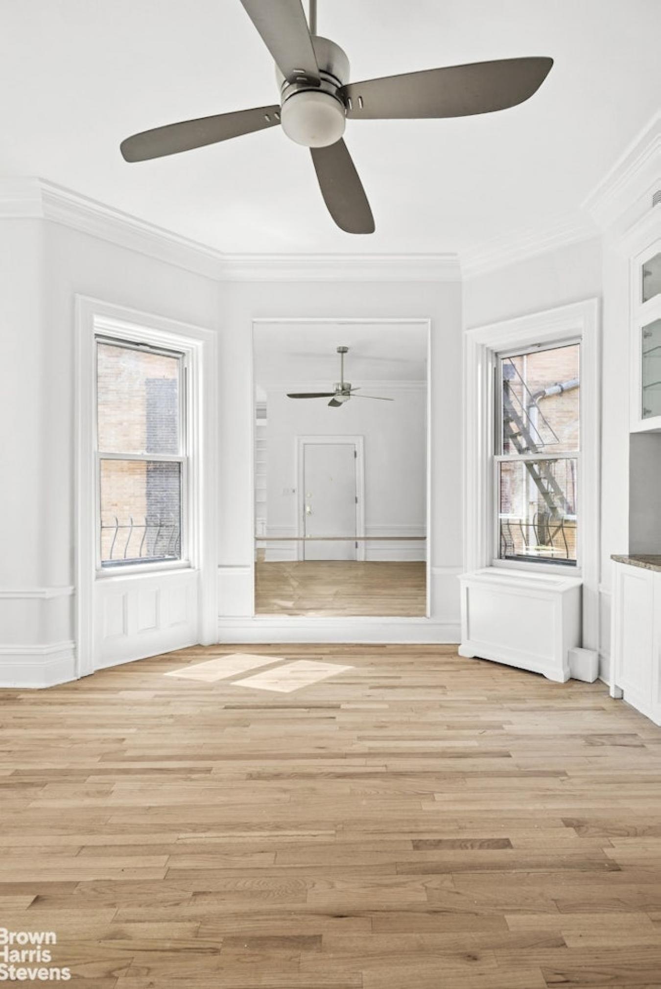 New York, New York, 10128, United States, 3 Bedrooms Bedrooms, ,2 BathroomsBathrooms,Residential,For Sale,2011166