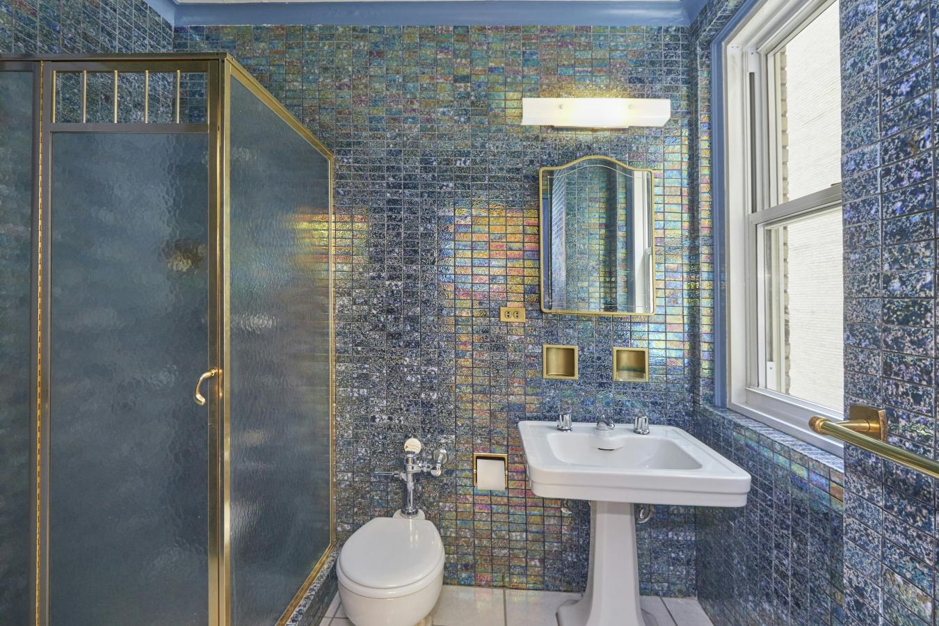 New York, New York, 10024, United States, 2 Bedrooms Bedrooms, ,3 BathroomsBathrooms,Residential,For Sale,2011165