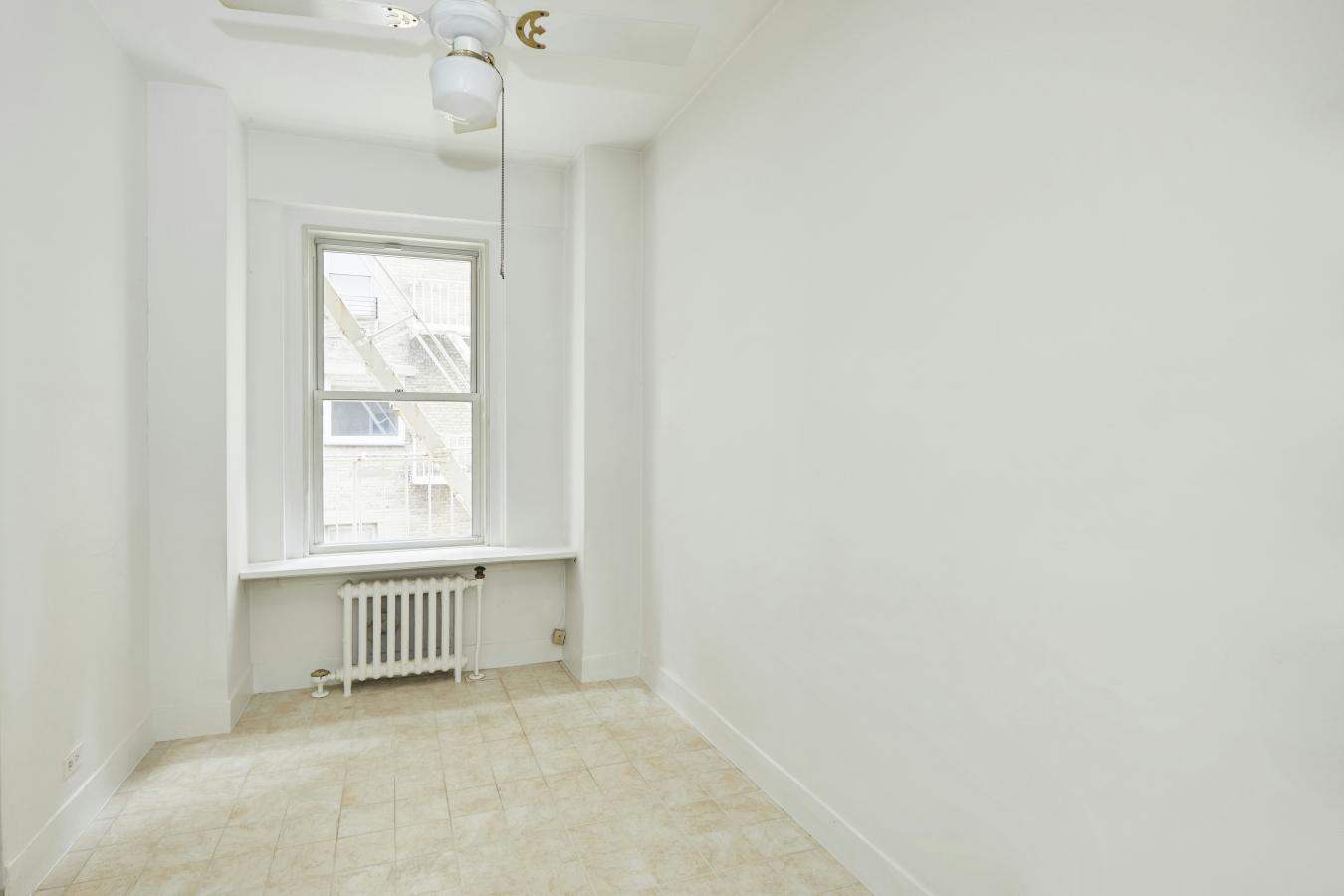 New York, New York, 10024, United States, 2 Bedrooms Bedrooms, ,3 BathroomsBathrooms,Residential,For Sale,2011165