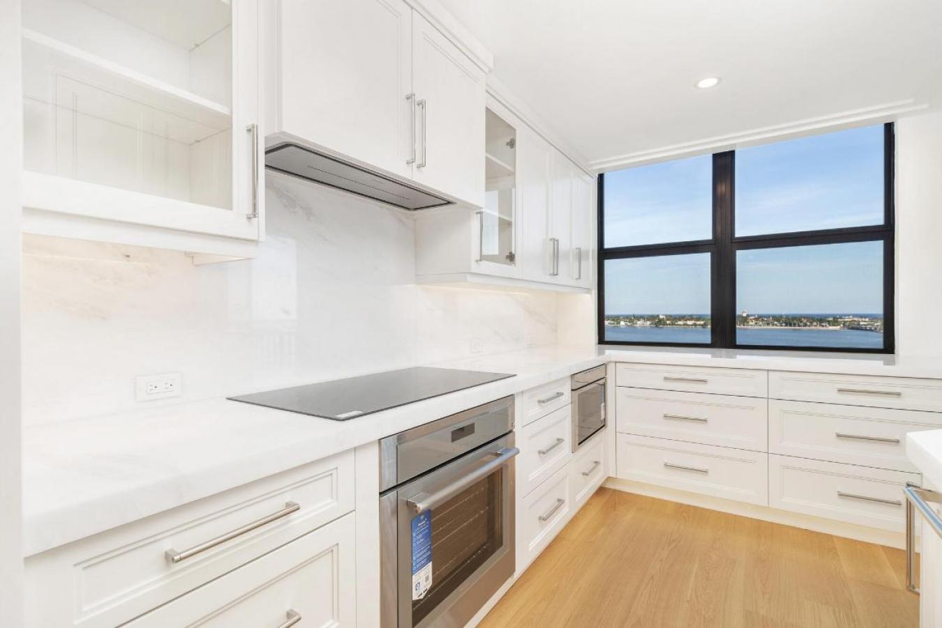 West Palm Beach, Florida, 33405, United States, 3 Bedrooms Bedrooms, ,2 BathroomsBathrooms,Residential,For Sale,2011159