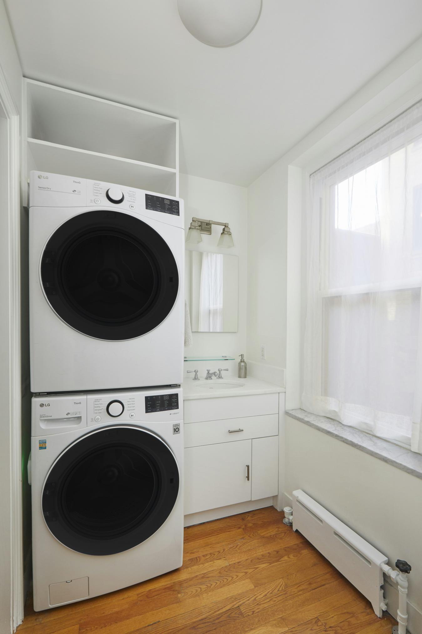 New York, New York, 10025, United States, 3 Bedrooms Bedrooms, ,3 BathroomsBathrooms,Residential,For Sale,2011157