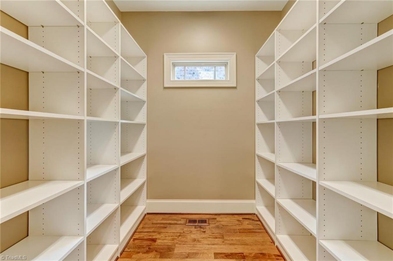 Greensboro, Guilford, 27410, United States, 5 Bedrooms Bedrooms, ,4 BathroomsBathrooms,Residential,For Sale,2011382