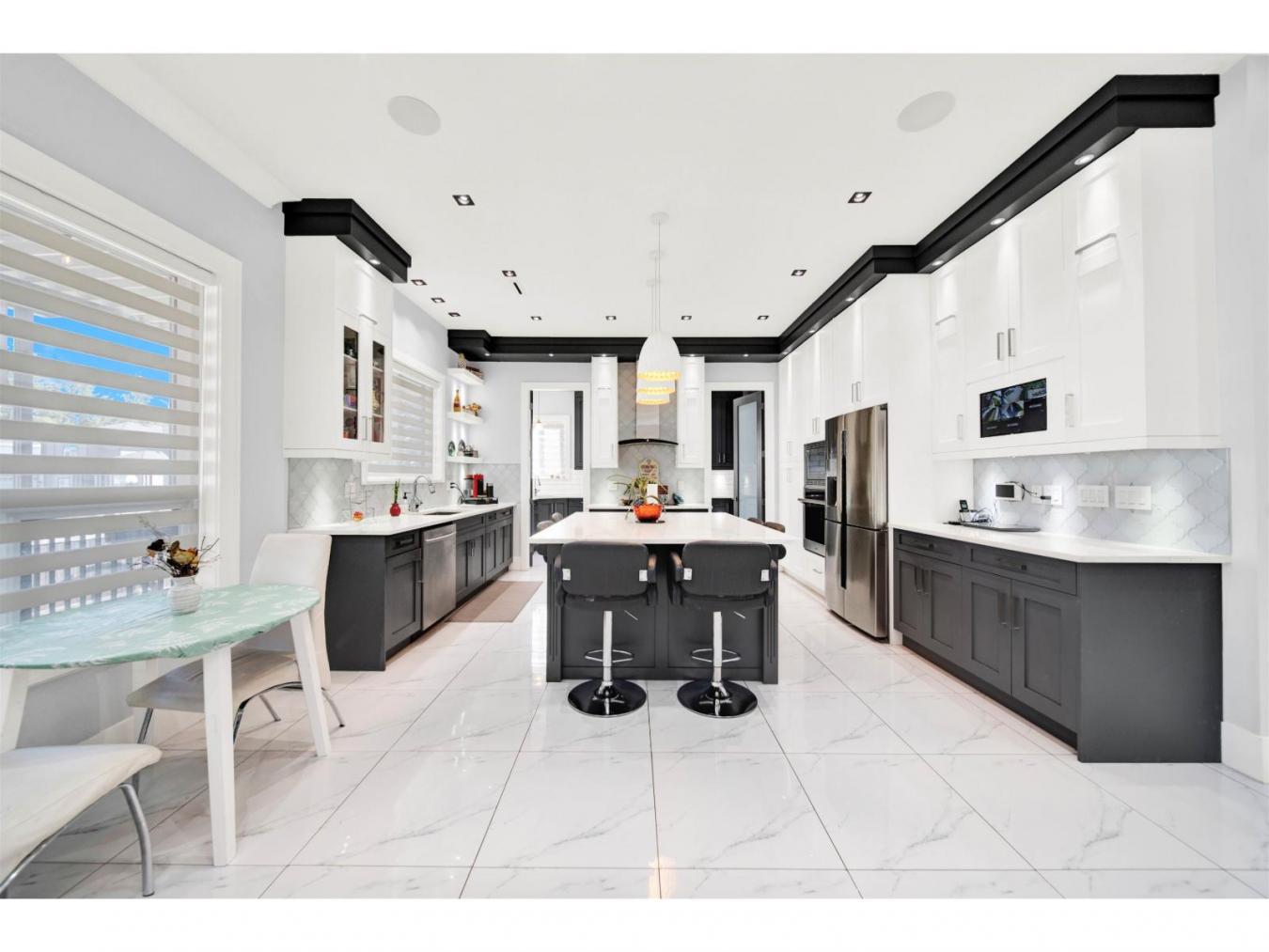 Surrey, BC, V3S4Y6, Canada, 8 Bedrooms Bedrooms, ,8 BathroomsBathrooms,Residential,For Sale,2011381