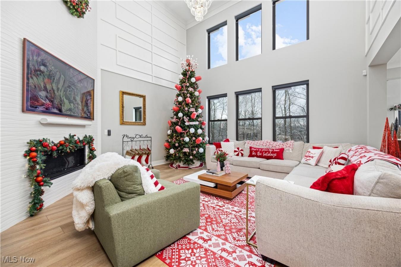 Medina, Medina, 44256, United States, 6 Bedrooms Bedrooms, ,4 BathroomsBathrooms,Residential,For Sale,2011810