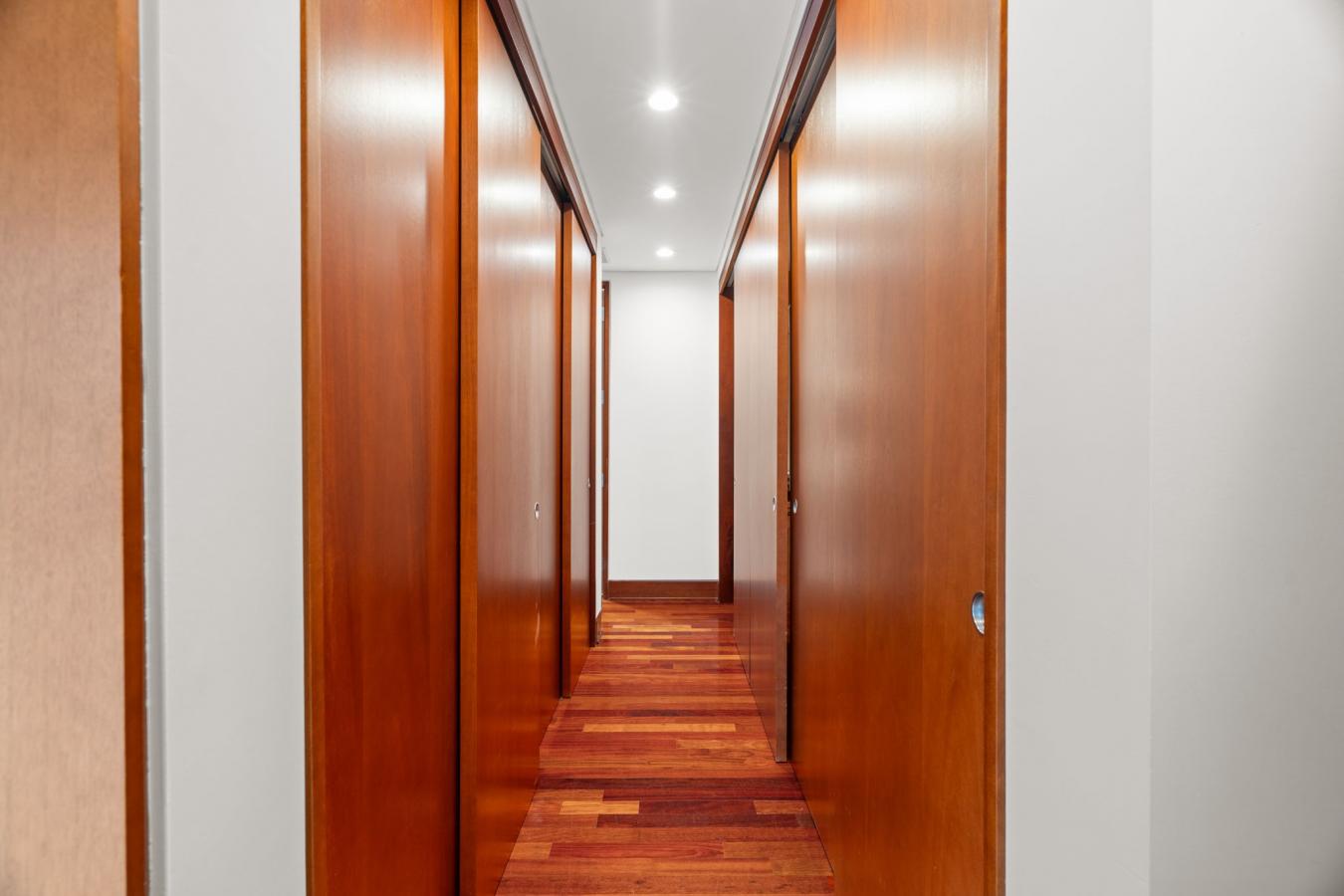 Markham, ON, L3T 3A7, Canada, 4 Bedrooms Bedrooms, ,8 BathroomsBathrooms,Residential,For Sale,2011378