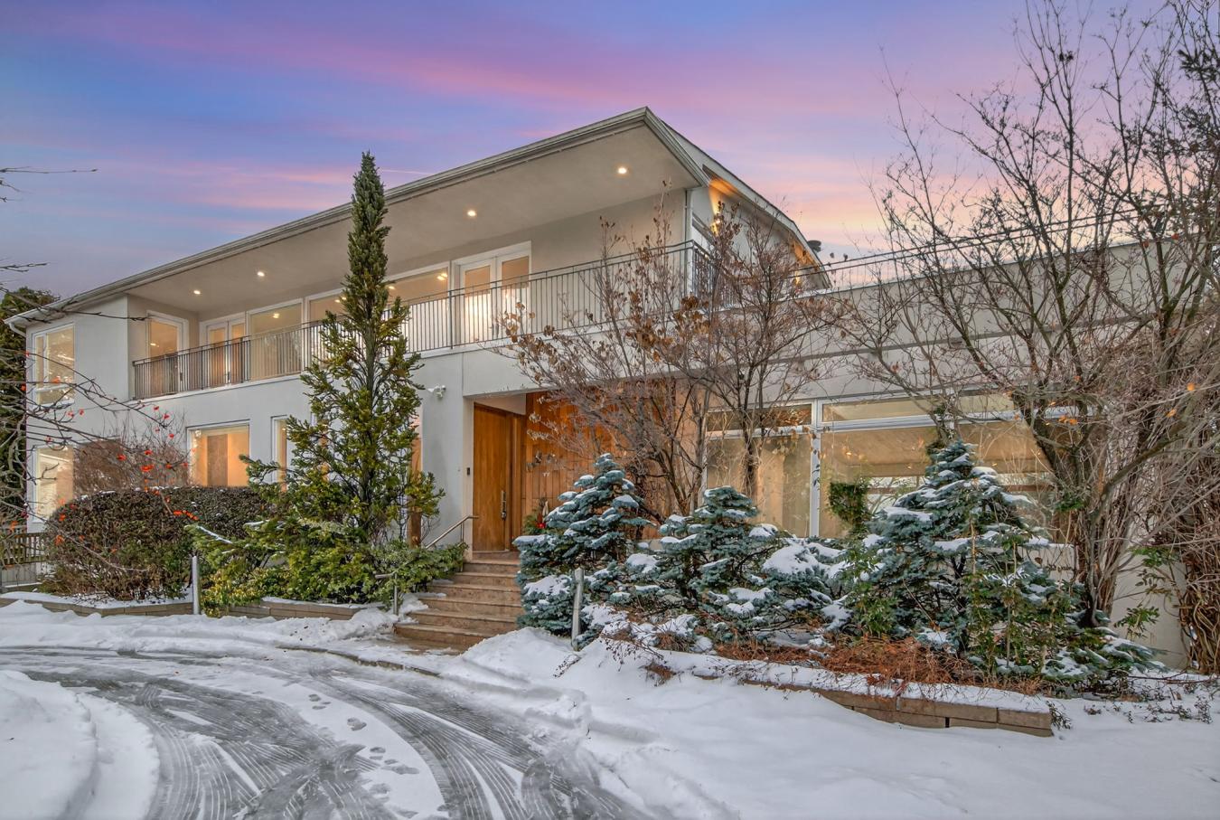 Markham, ON, L3T 3A7, Canada, 4 Bedrooms Bedrooms, ,8 BathroomsBathrooms,Residential,For Sale,2011378