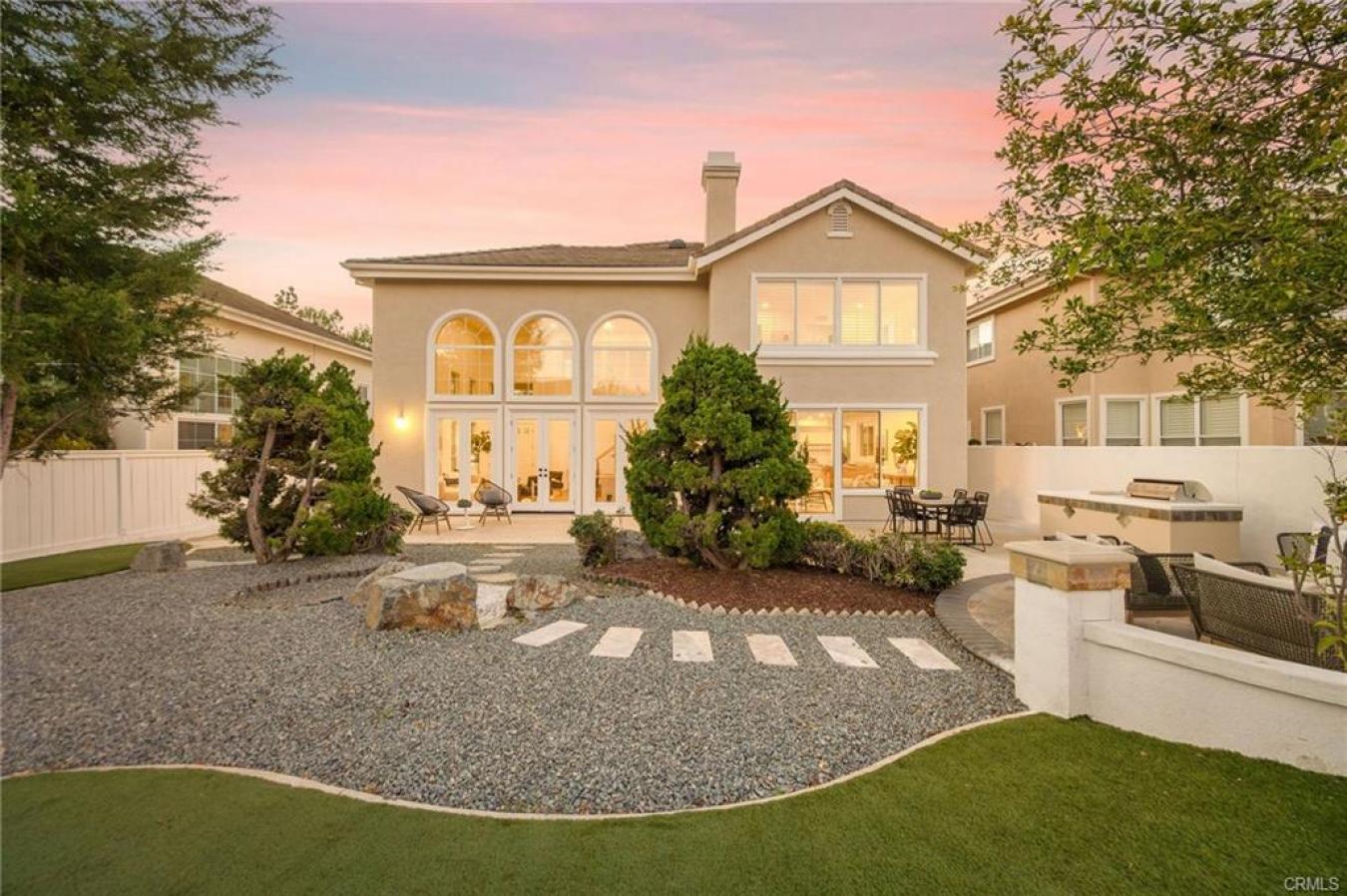 Irvine, Orange, 92612, United States, 5 Bedrooms Bedrooms, ,3 BathroomsBathrooms,Residential,For Sale,2011808