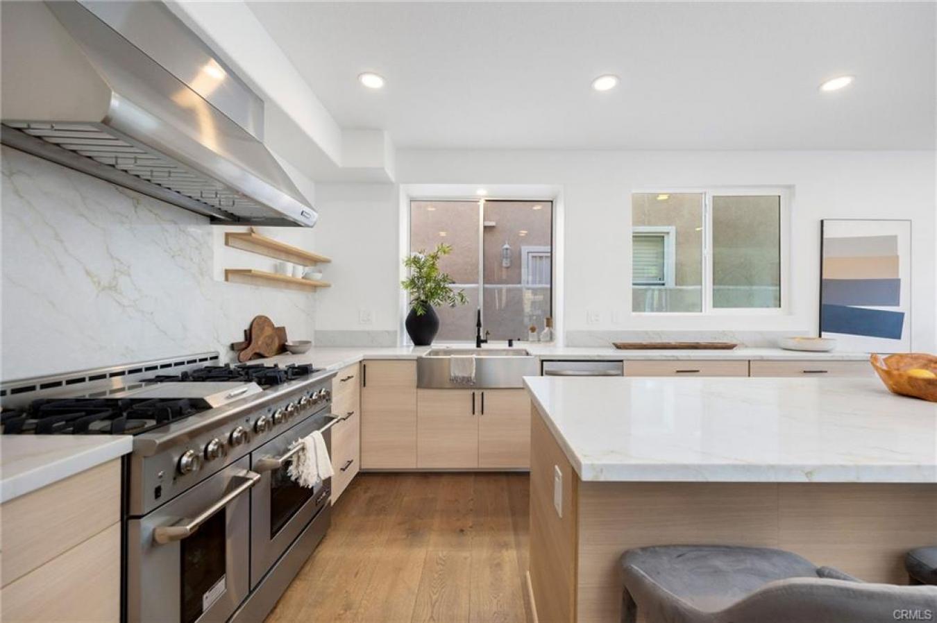 Irvine, Orange, 92612, United States, 5 Bedrooms Bedrooms, ,3 BathroomsBathrooms,Residential,For Sale,2011808