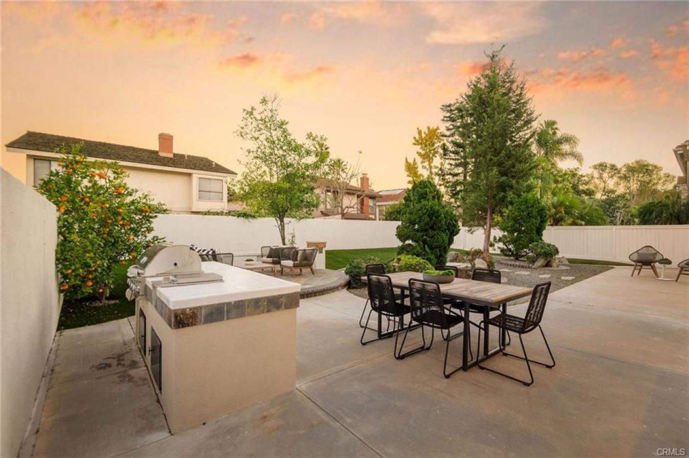 Irvine, Orange, 92612, United States, 5 Bedrooms Bedrooms, ,3 BathroomsBathrooms,Residential,For Sale,2011808