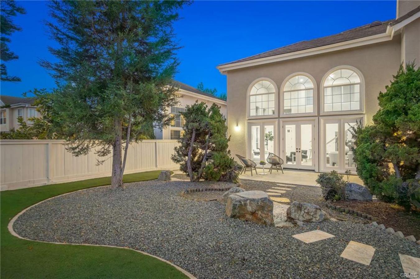 Irvine, Orange, 92612, United States, 5 Bedrooms Bedrooms, ,3 BathroomsBathrooms,Residential,For Sale,2011808