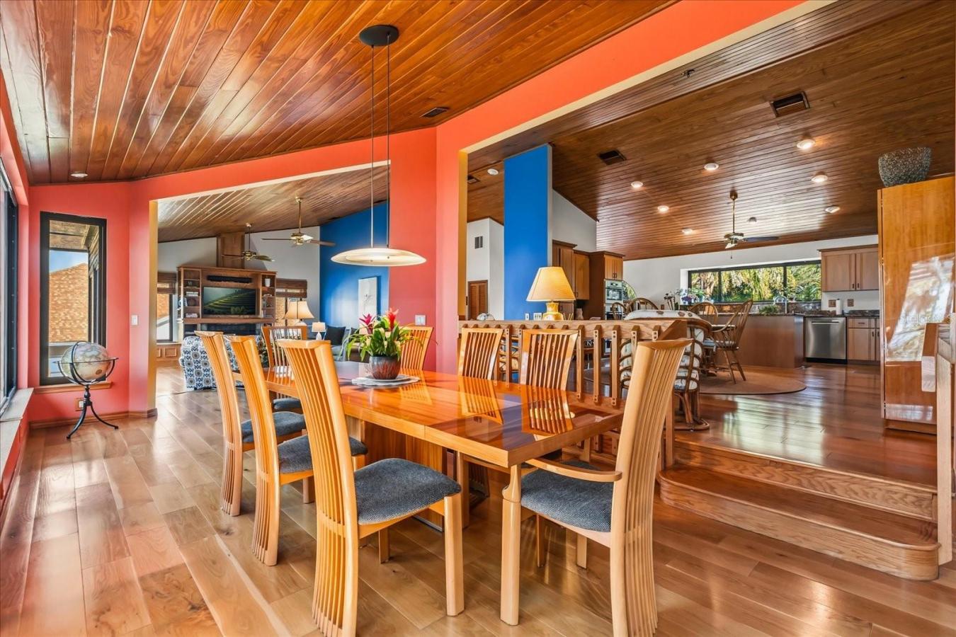 TAVARES, Lake, 32778, United States, ,Residential,For Sale,2011805