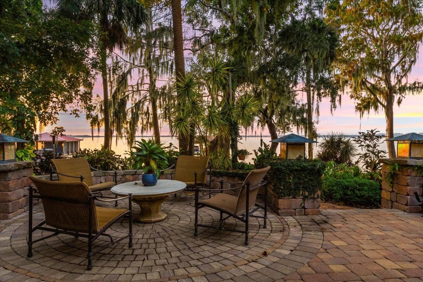 TAVARES, Lake, 32778, United States, ,Residential,For Sale,2011805