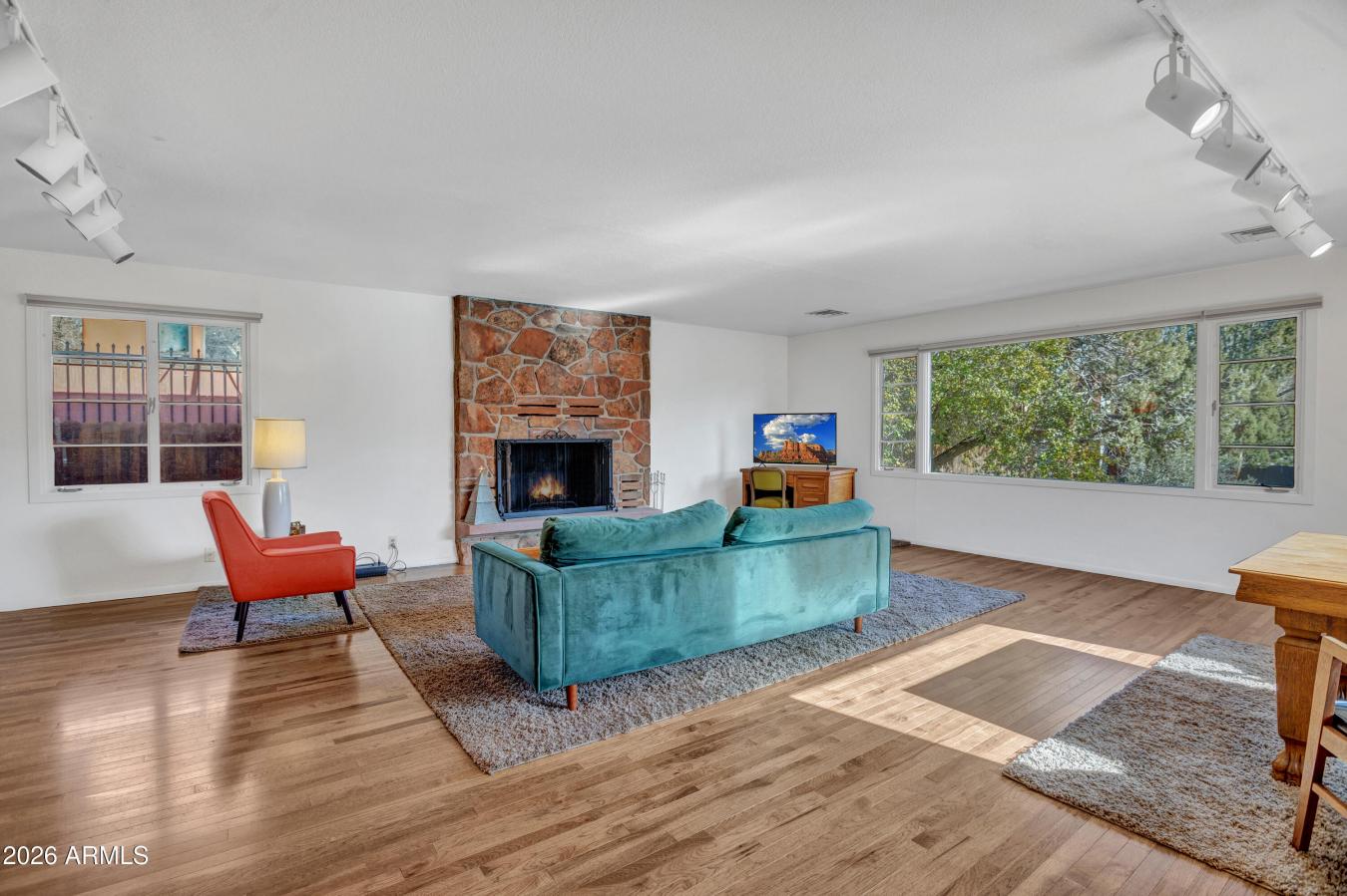 Sedona, Coconino, 86336, United States, 3 Bedrooms Bedrooms, ,2 BathroomsBathrooms,Residential,For Sale,2011802