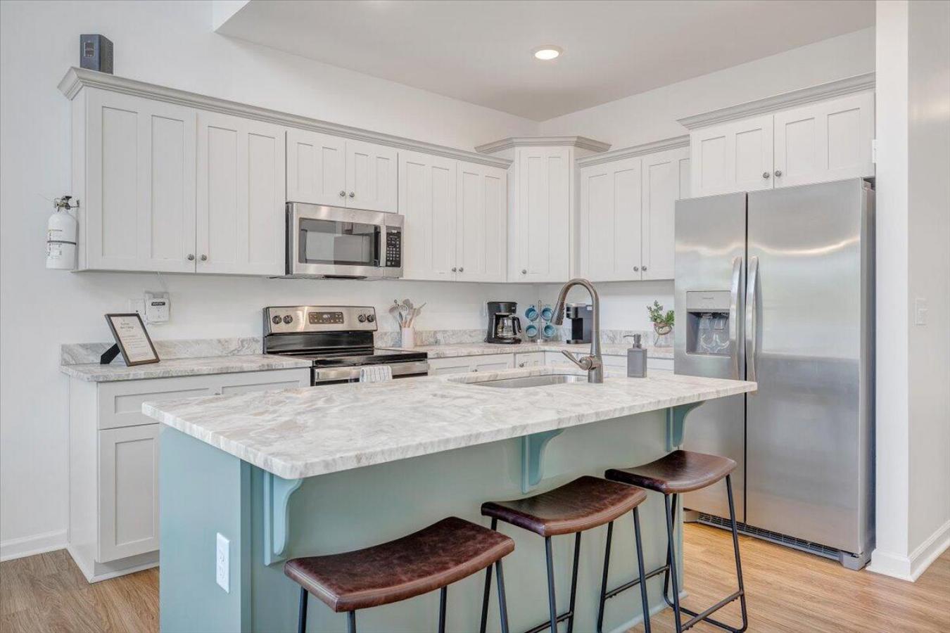 Goodview, Bedford County, 24095, United States, 4 Bedrooms Bedrooms, ,3 BathroomsBathrooms,Residential,For Sale,2011799