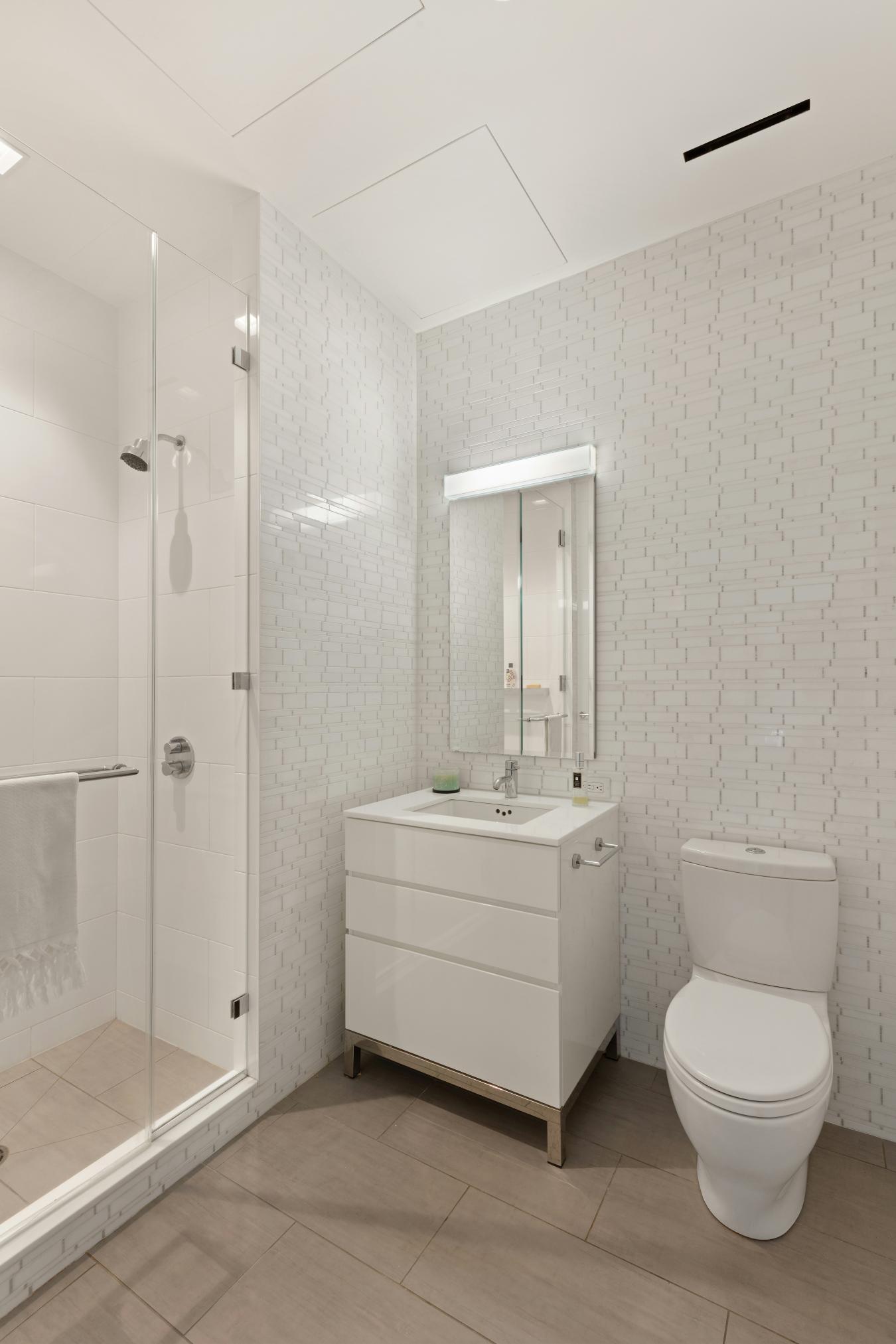 New York, New York, 10022, United States, 3 Bedrooms Bedrooms, ,2 BathroomsBathrooms,Residential,For Sale,2011795