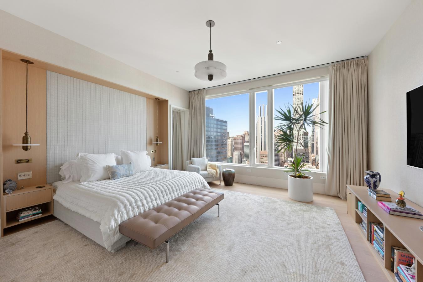 New York, New York, 10022, United States, 3 Bedrooms Bedrooms, ,2 BathroomsBathrooms,Residential,For Sale,2011795