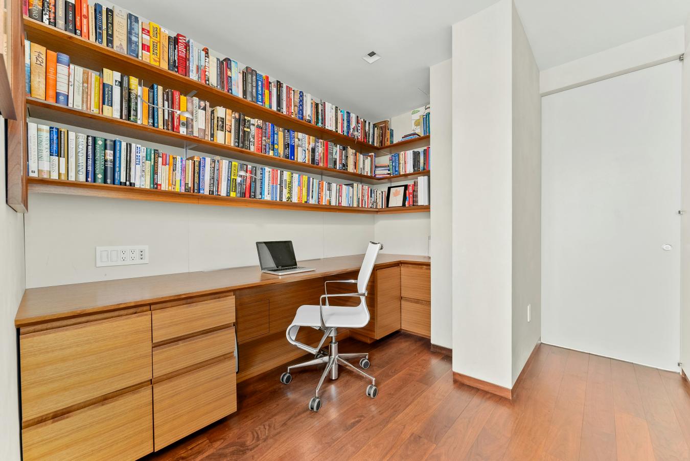 New York, New York, 10075, United States, 5 Bedrooms Bedrooms, ,3 BathroomsBathrooms,Residential,For Sale,2011794