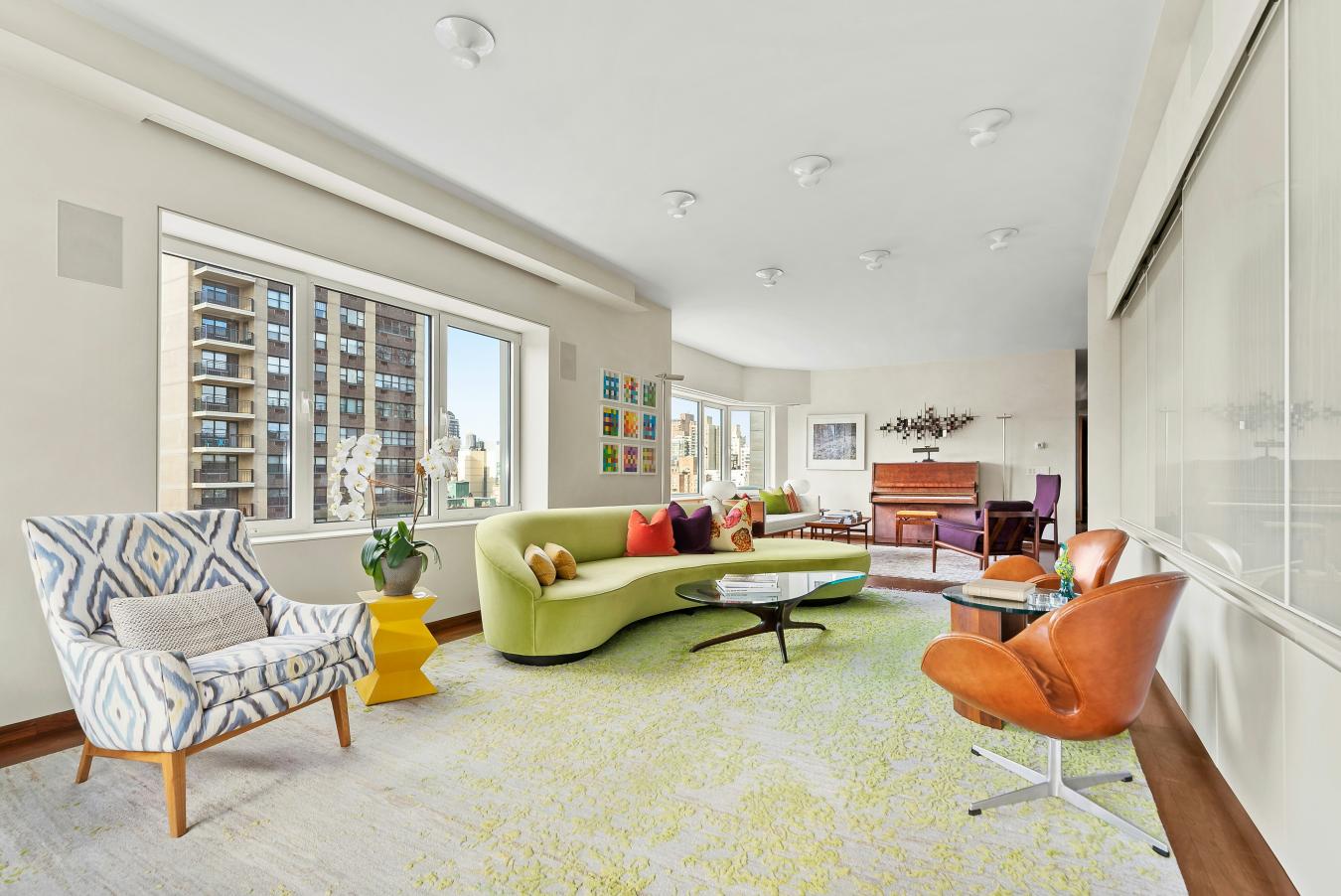 New York, New York, 10075, United States, 5 Bedrooms Bedrooms, ,3 BathroomsBathrooms,Residential,For Sale,2011794