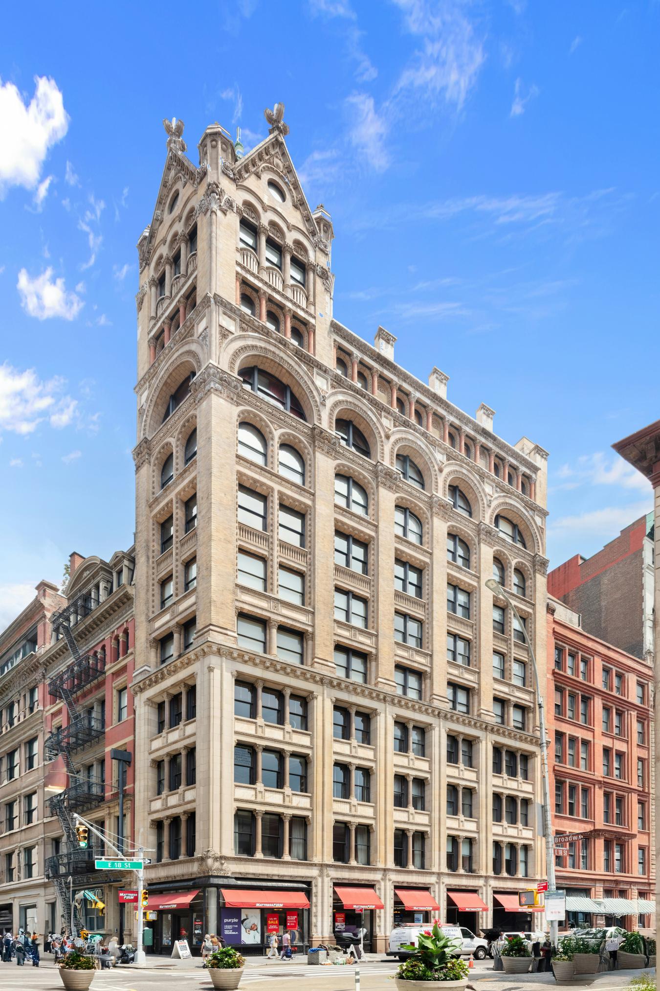 Gramercy Park, New York, 10003, United States, 2 Bedrooms Bedrooms, ,2 BathroomsBathrooms,Residential,For Sale,2011790