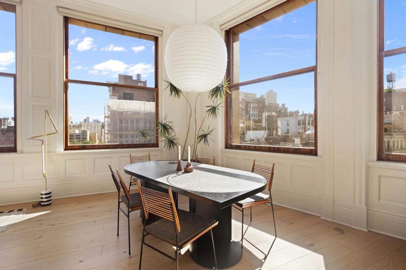 Gramercy Park, New York, 10003, United States, 2 Bedrooms Bedrooms, ,2 BathroomsBathrooms,Residential,For Sale,2011790