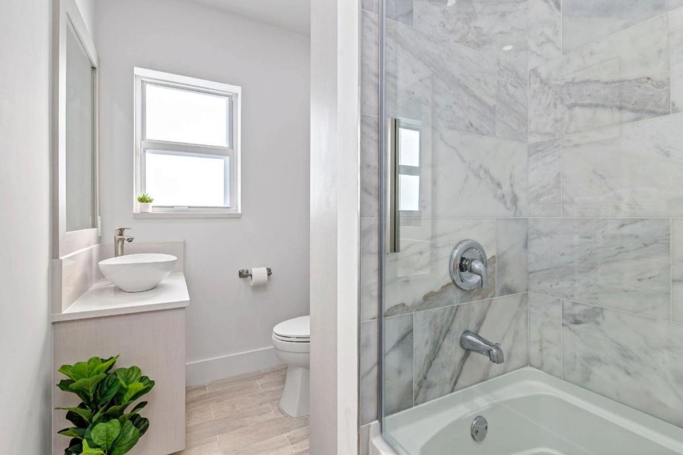 West Palm Beach, Florida, 33405, United States, 3 Bedrooms Bedrooms, ,2 BathroomsBathrooms,Residential,For Sale,2011787