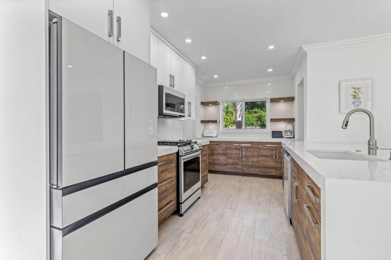 West Palm Beach, Florida, 33405, United States, 3 Bedrooms Bedrooms, ,2 BathroomsBathrooms,Residential,For Sale,2011787