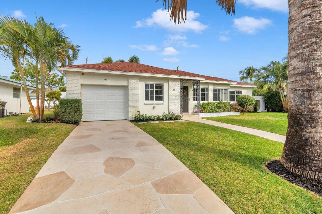 West Palm Beach, Florida, 33405, United States, 3 Bedrooms Bedrooms, ,2 BathroomsBathrooms,Residential,For Sale,2011787