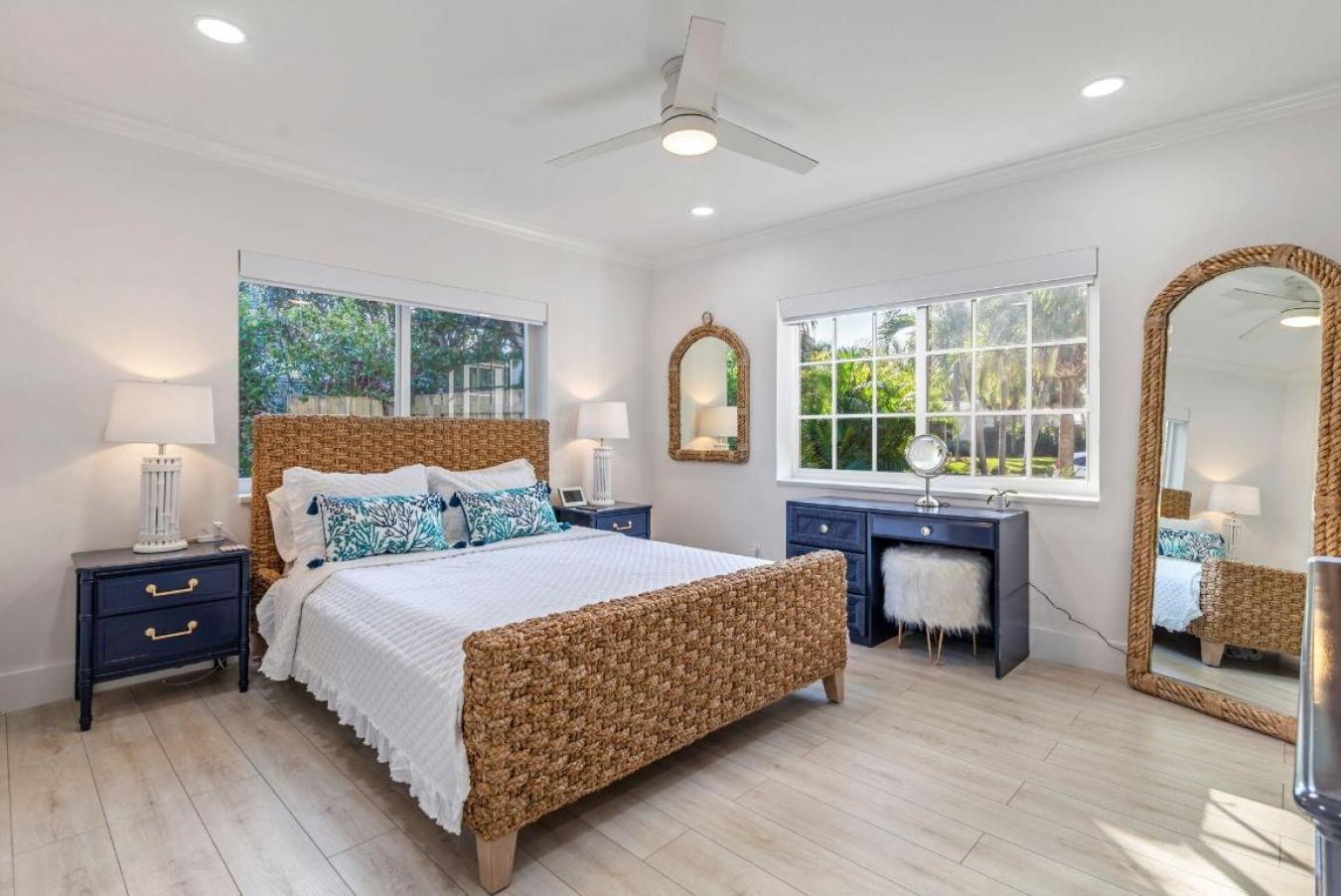 West Palm Beach, Florida, 33405, United States, 3 Bedrooms Bedrooms, ,2 BathroomsBathrooms,Residential,For Sale,2011787