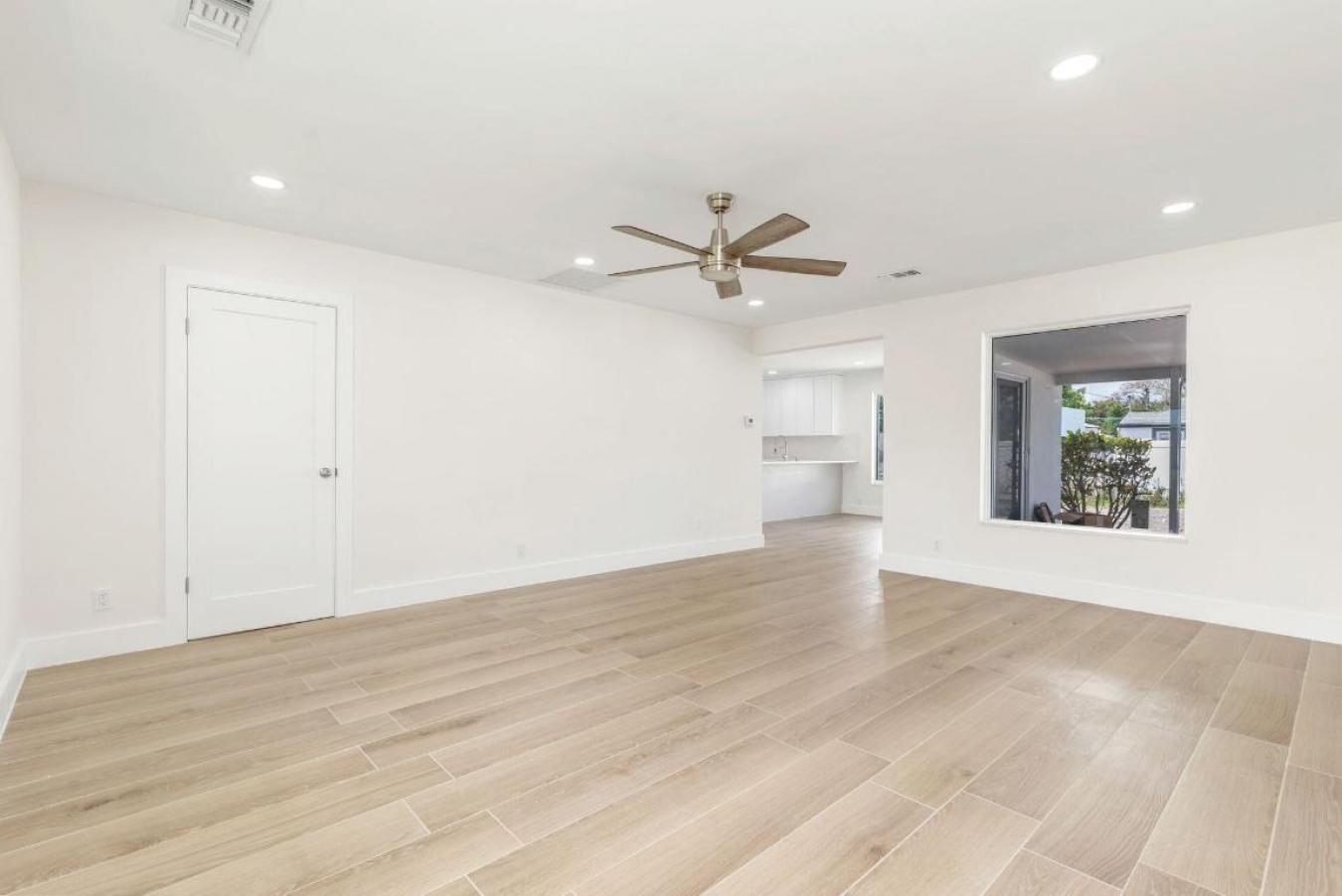 West Palm Beach, Florida, 33405, United States, 3 Bedrooms Bedrooms, ,3 BathroomsBathrooms,Residential,For Sale,2011786