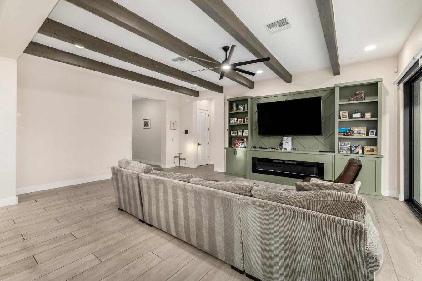 Phoenix, Arizona, 85048, United States, 4 Bedrooms Bedrooms, ,3 BathroomsBathrooms,Residential,For Sale,2012153