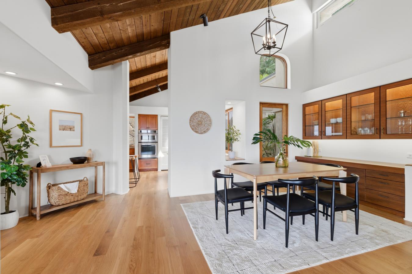 Honolulu, Honolulu, 96815, United States, 3 Bedrooms Bedrooms, ,3 BathroomsBathrooms,Residential,For Sale,2012152