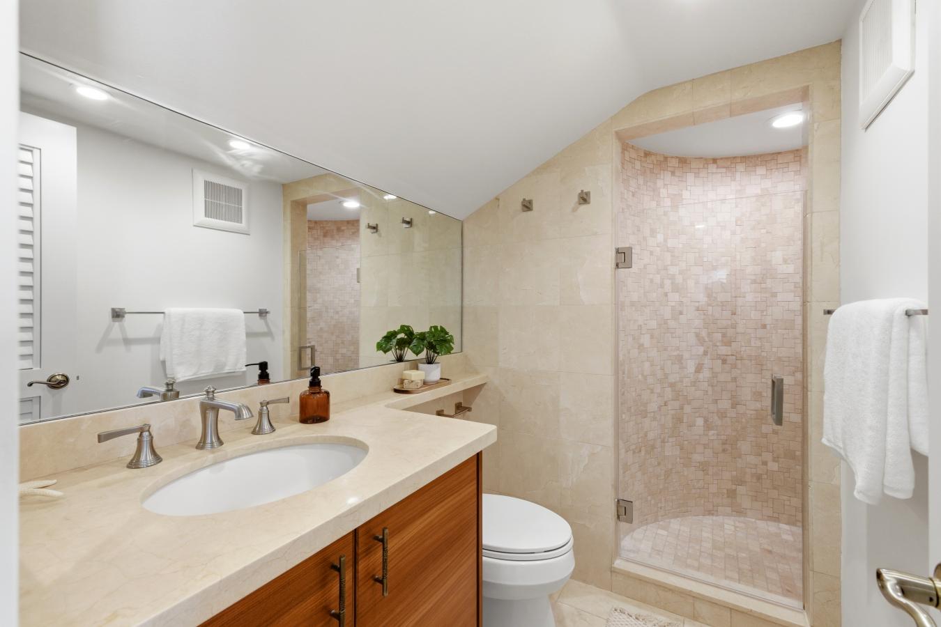 Honolulu, Honolulu, 96815, United States, 3 Bedrooms Bedrooms, ,3 BathroomsBathrooms,Residential,For Sale,2012152