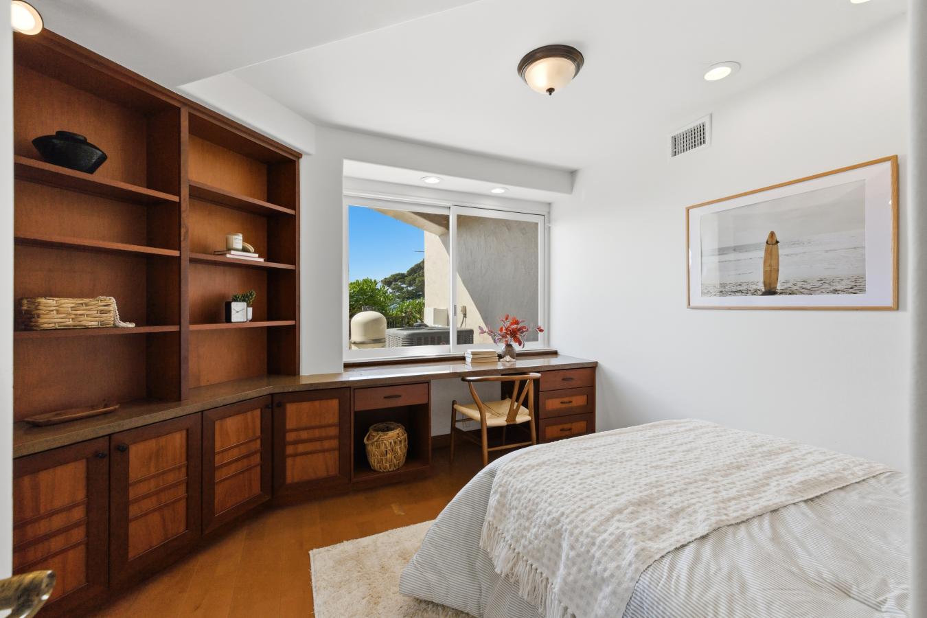 Honolulu, Honolulu, 96815, United States, 3 Bedrooms Bedrooms, ,3 BathroomsBathrooms,Residential,For Sale,2012152