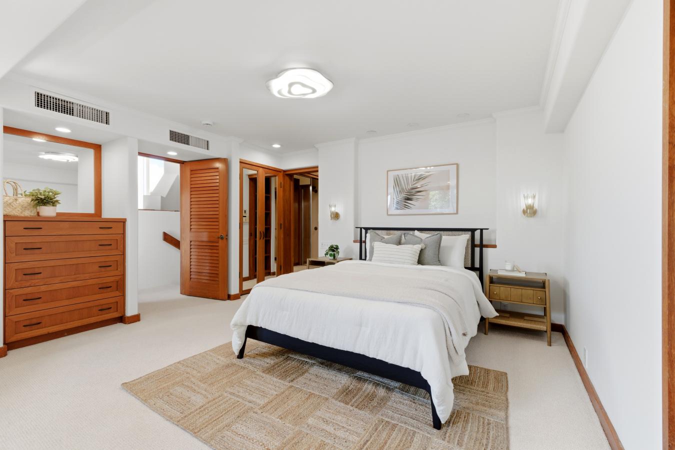 Honolulu, Honolulu, 96815, United States, 3 Bedrooms Bedrooms, ,3 BathroomsBathrooms,Residential,For Sale,2012152