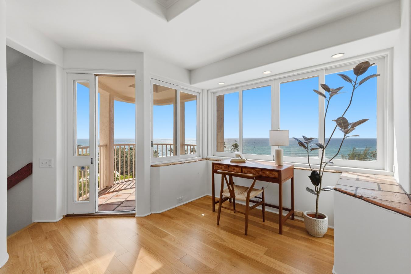 Honolulu, Honolulu, 96815, United States, 3 Bedrooms Bedrooms, ,3 BathroomsBathrooms,Residential,For Sale,2012152