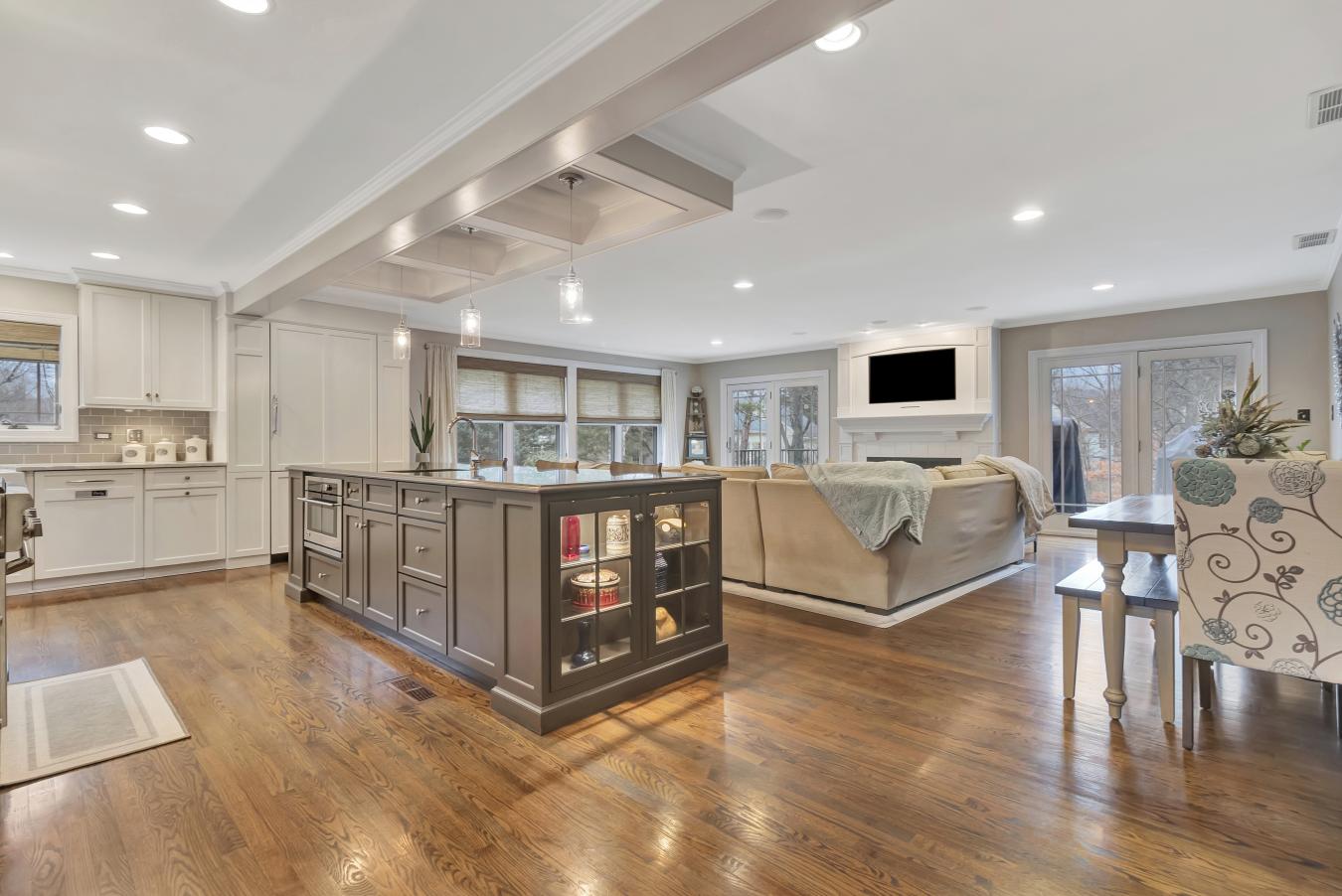 Indian Hill, Ohio, 45243, United States, 4 Bedrooms Bedrooms, ,5 BathroomsBathrooms,Residential,For Sale,2012150