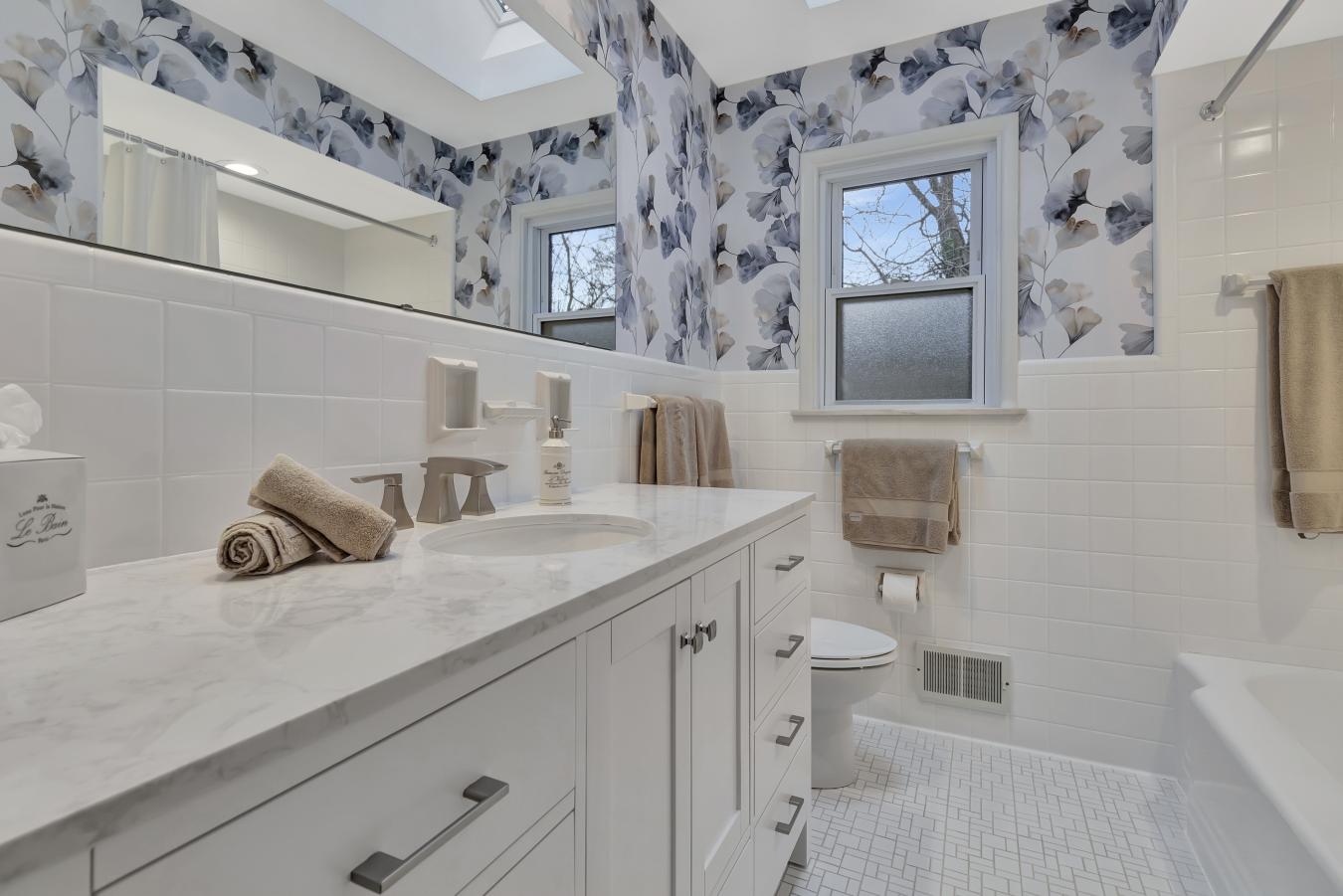 Indian Hill, Ohio, 45243, United States, 4 Bedrooms Bedrooms, ,5 BathroomsBathrooms,Residential,For Sale,2012150