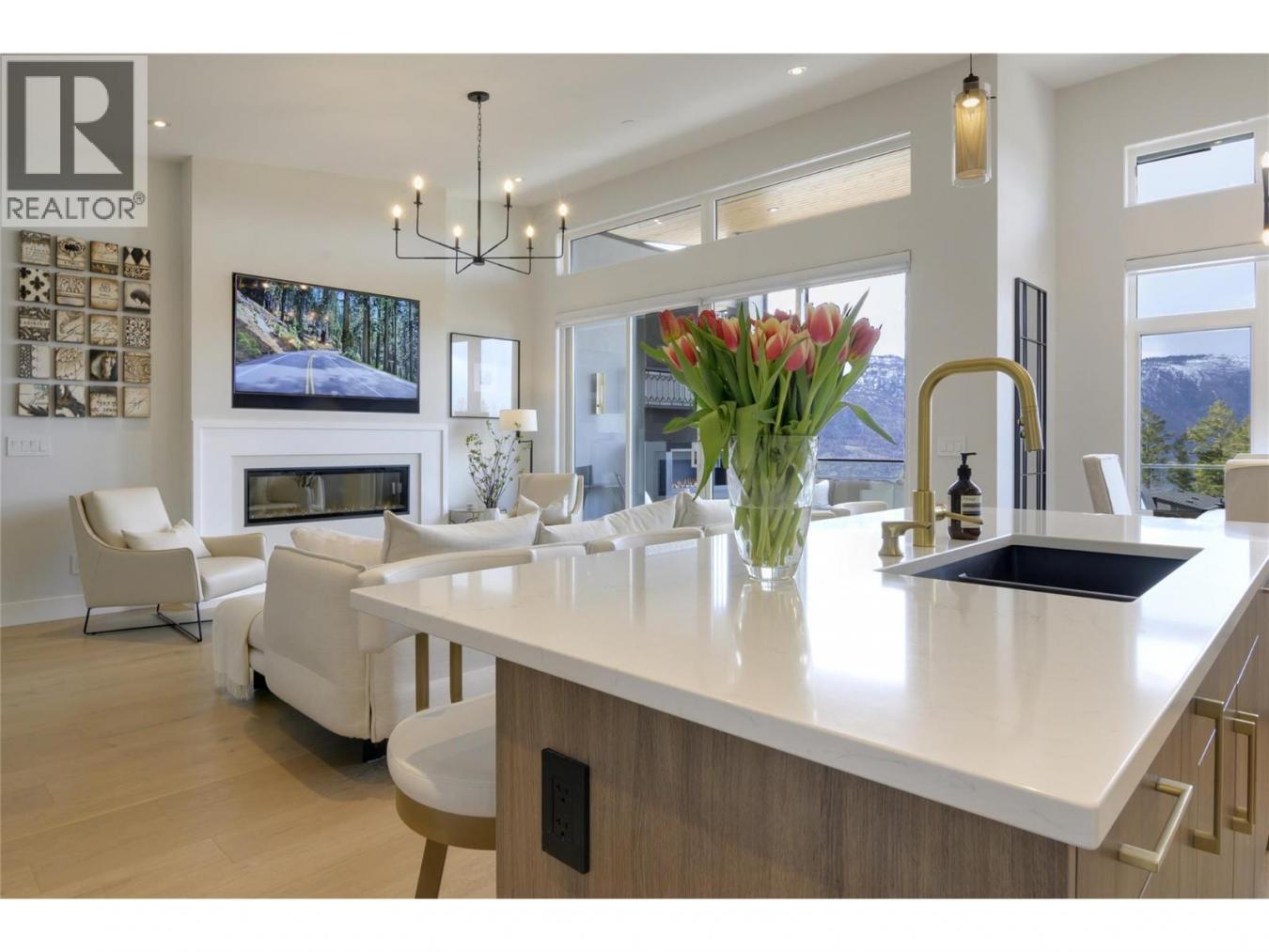 Lake Country, BC, V4V0A5, Canada, 4 Bedrooms Bedrooms, ,3 BathroomsBathrooms,Residential,For Sale,2012148