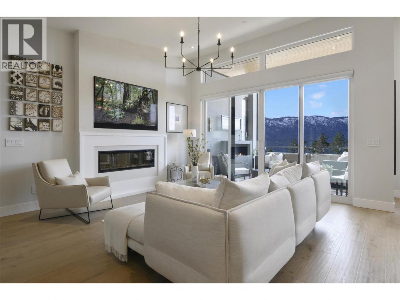 Lake Country, BC, V4V0A5, Canada, 4 Bedrooms Bedrooms, ,3 BathroomsBathrooms,Residential,For Sale,2012148