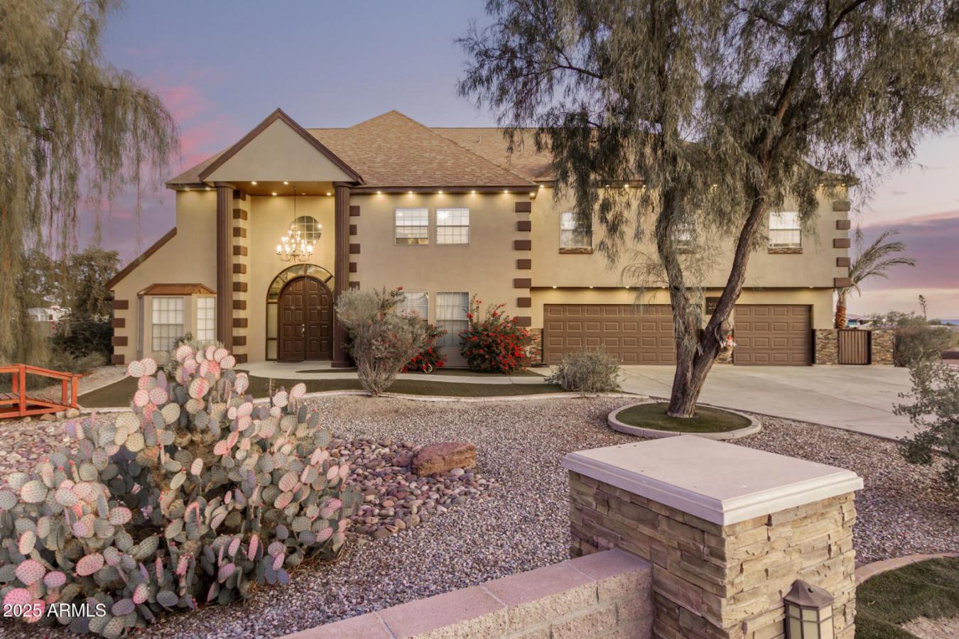 Peoria, Arizona, 85383, United States, 6 Bedrooms Bedrooms, ,4 BathroomsBathrooms,Residential,For Sale,2012802