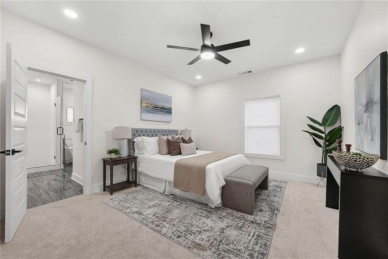 Atlanta, Fulton - GA, 30315, United States, 4 Bedrooms Bedrooms, ,3 BathroomsBathrooms,Residential,For Sale,2012144