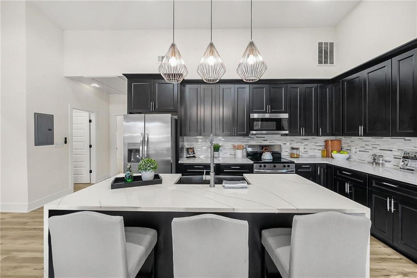 Atlanta, Fulton - GA, 30315, United States, 4 Bedrooms Bedrooms, ,3 BathroomsBathrooms,Residential,For Sale,2012144