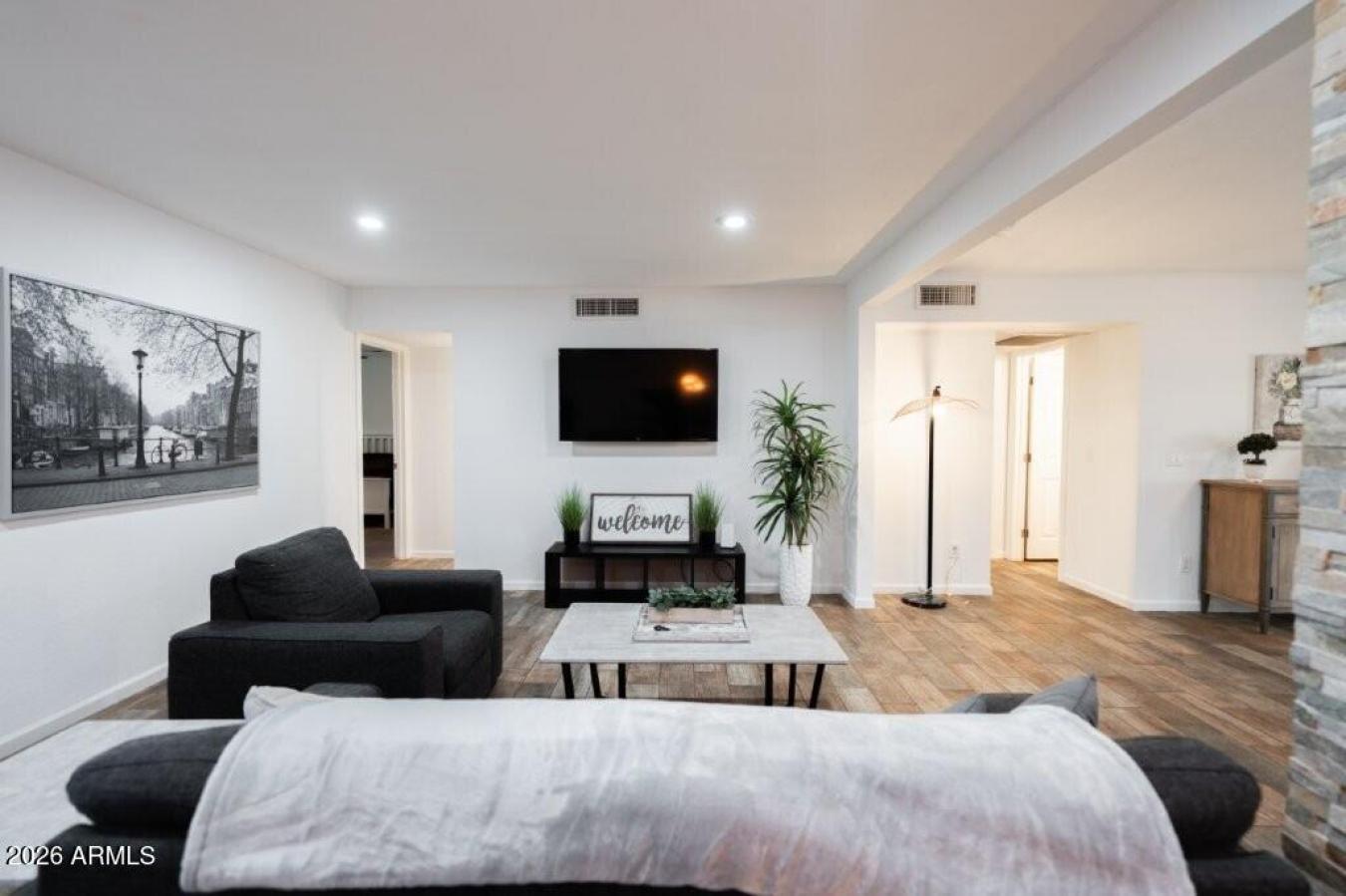 Scottsdale, Maricopa, 85251, United States, 4 Bedrooms Bedrooms, ,3 BathroomsBathrooms,Residential,For Sale,2012146