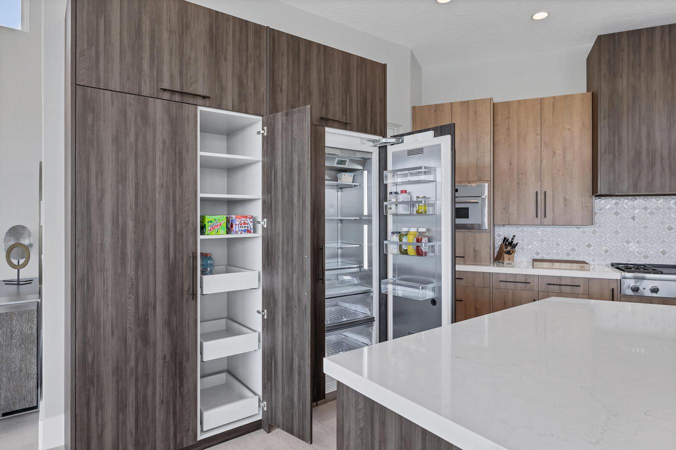 St George, Washington, 84790, United States, 4 Bedrooms Bedrooms, ,3 BathroomsBathrooms,Residential,For Sale,2012431