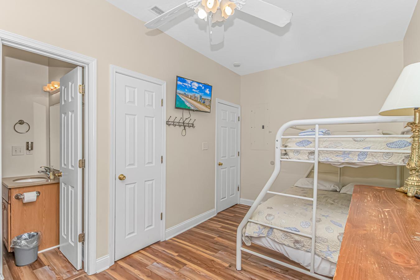 Myrtle Beach, South Carolina, 29575, United States, 5 Bedrooms Bedrooms, ,3 BathroomsBathrooms,Residential,For Sale,2012430