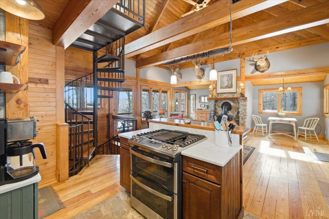 Monroe, Amherst, 24574, United States, 3 Bedrooms Bedrooms, ,2 BathroomsBathrooms,Residential,For Sale,2012428