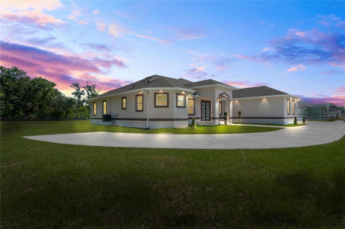 DOVER, Hillsborough, 33527, United States, 4 Bedrooms Bedrooms, ,3 BathroomsBathrooms,Residential,For Sale,2012422