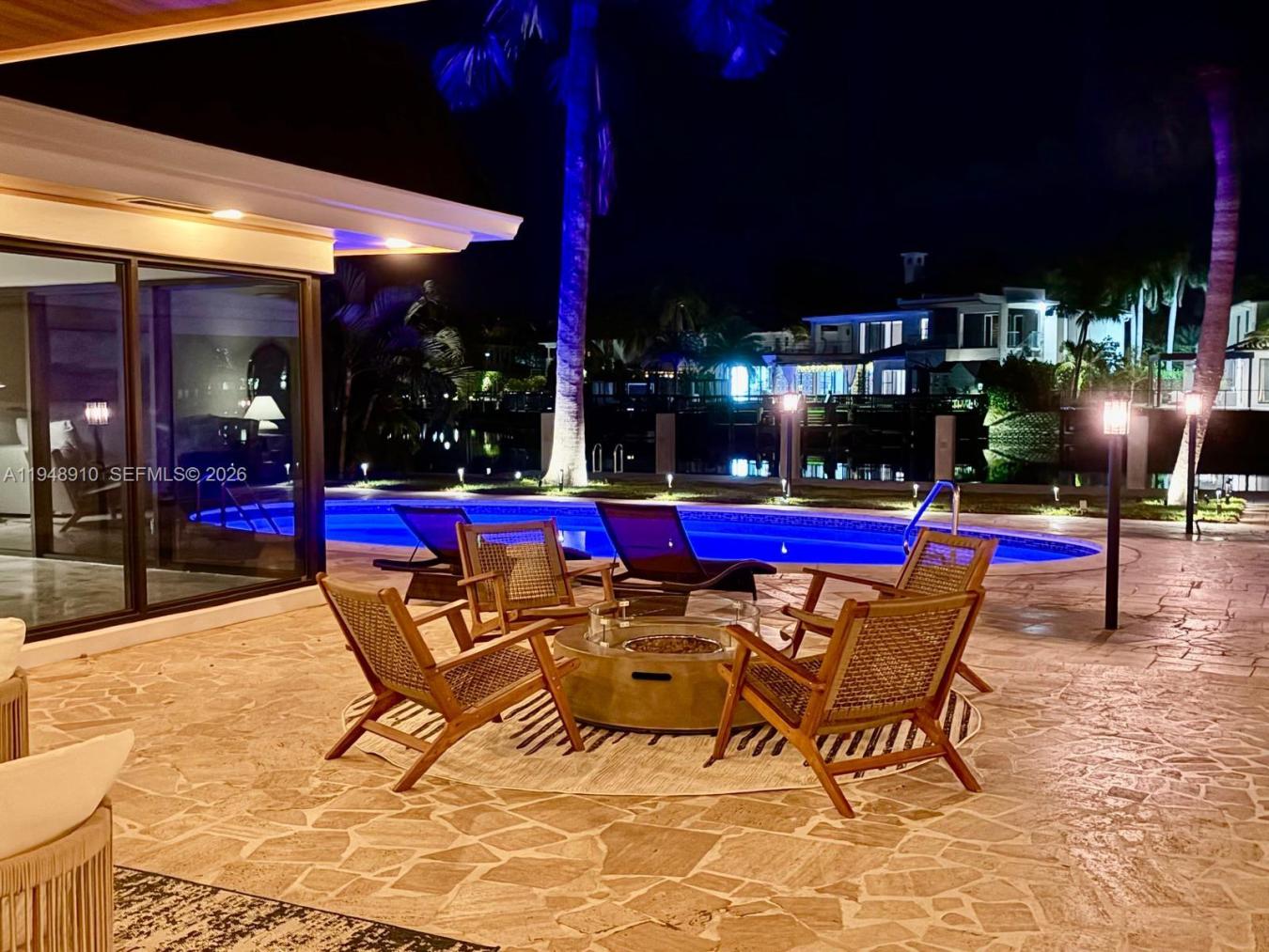 Hollywood, Florida, 33019, United States, 4 Bedrooms Bedrooms, ,4 BathroomsBathrooms,Residential,For Sale,2012801